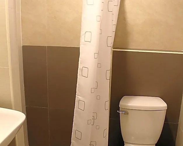Hotel The Center 2*