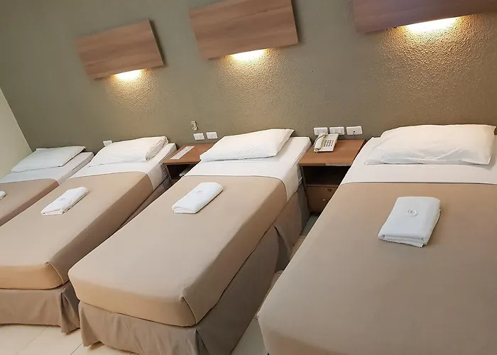 The Center Hotel 2*