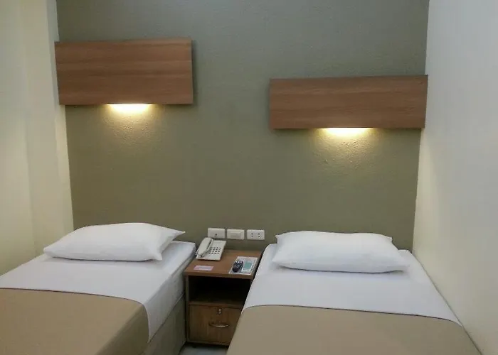 Hotel The Center 2*