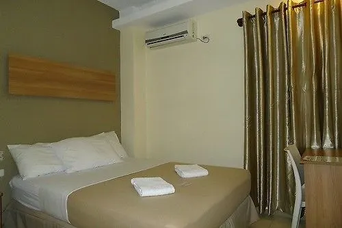The Center Hotel 2*